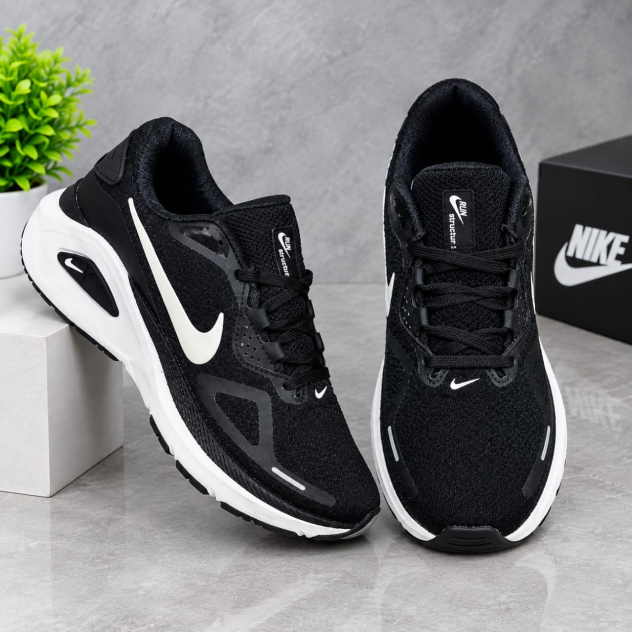 black & white sports shoes